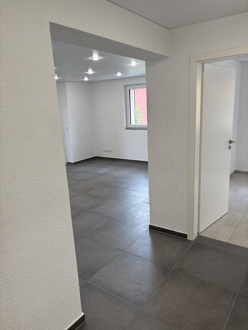 Kernsaniert & Bezugsfertig: Helle 3-Zimmer-Wohnung provisionsfrei abzugeben – Pforzheim – Vorschaubild 9