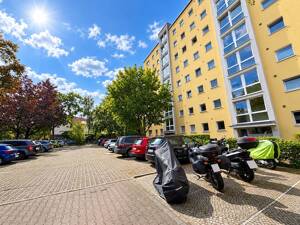 2-Zimmerwohnung mit Balkon | Bezugsfrei ideal für Paare in Spandau mit Auzug und Stellplatz – 13599 Berlin – Vorschaubild 3
