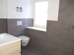 Innenstadt: Hochwertig saniertes 1-Zimmer-Apartment, Küche, Bad, EBK, – 97769 Bad Brückenau – Vorschaubild 5