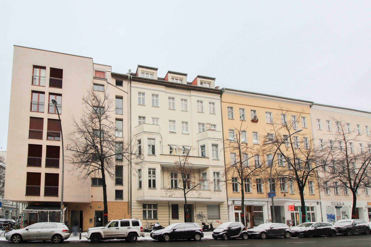Vermietet: 2-Zimmer-Altbauwohnung im 4. OG (ohne Aufzug) mit Keller nahe Rosenthaler Platz – Berlin – Bild 1 von 9