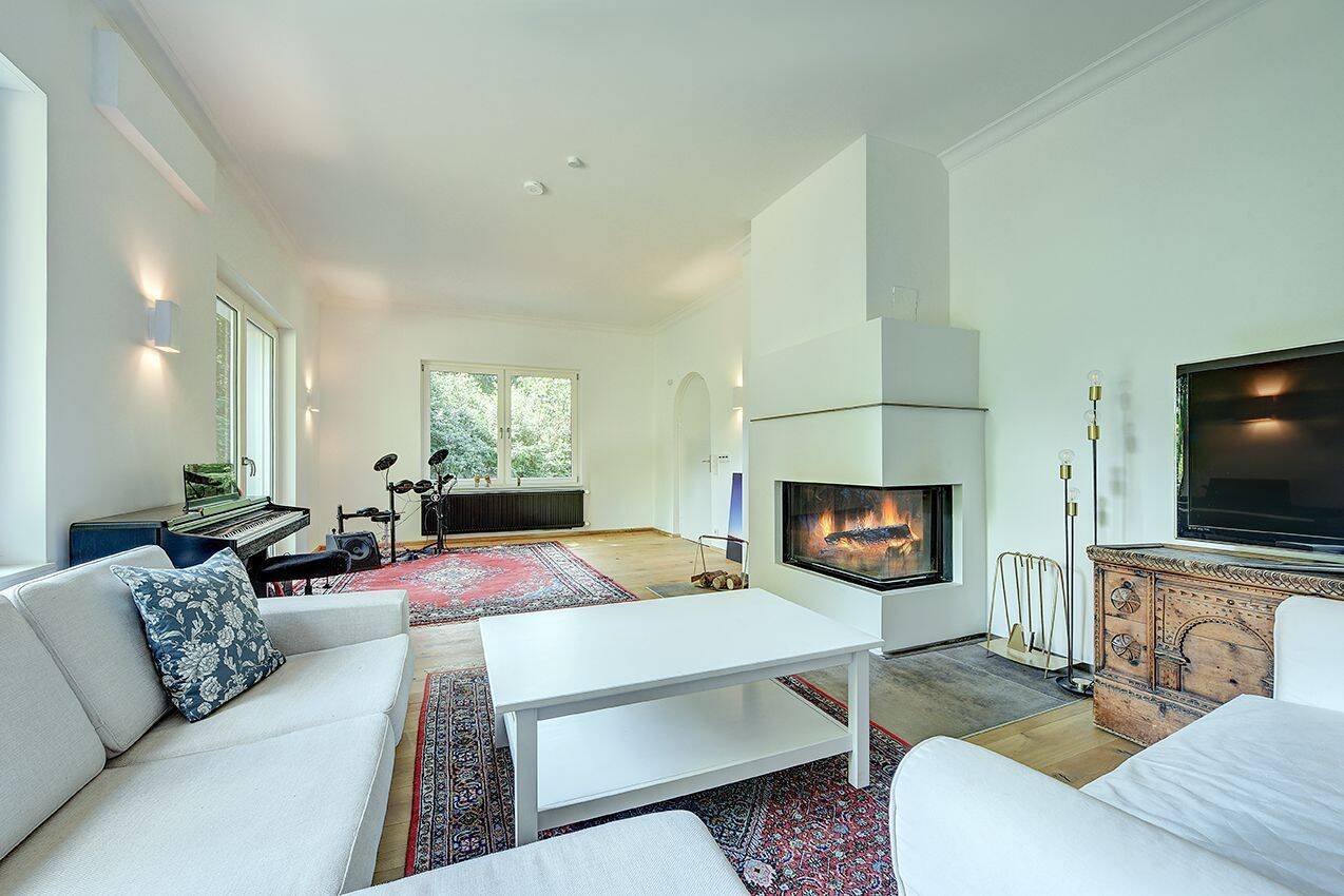 Modernisiertes Einfamilienhaus mit großem Garten in urbaner Bestlage – Düsseldorf – Vorschaubild 8