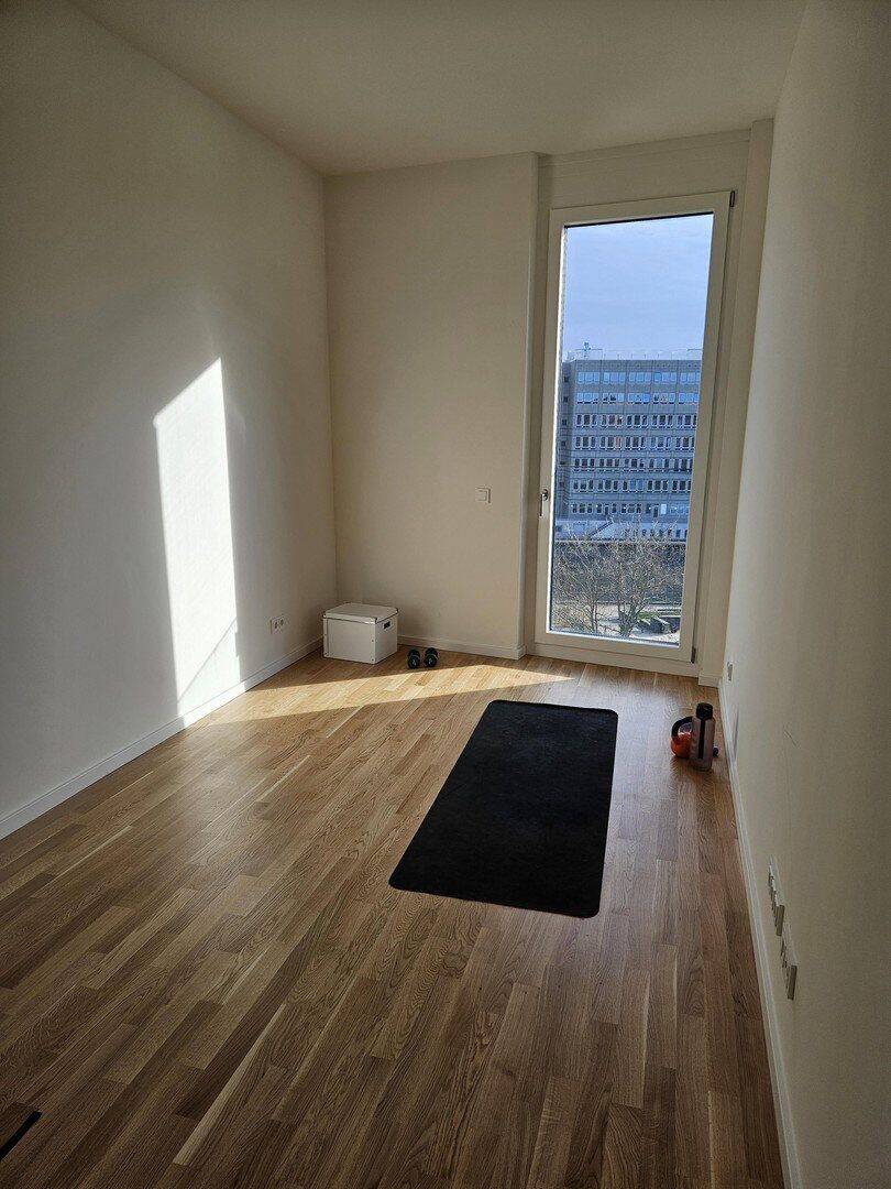 Traumhafte 4 Zimmer Wohnung mit direktem Spreeblick und Weitblick über die Stadt – Berlin – Vorschaubild 7