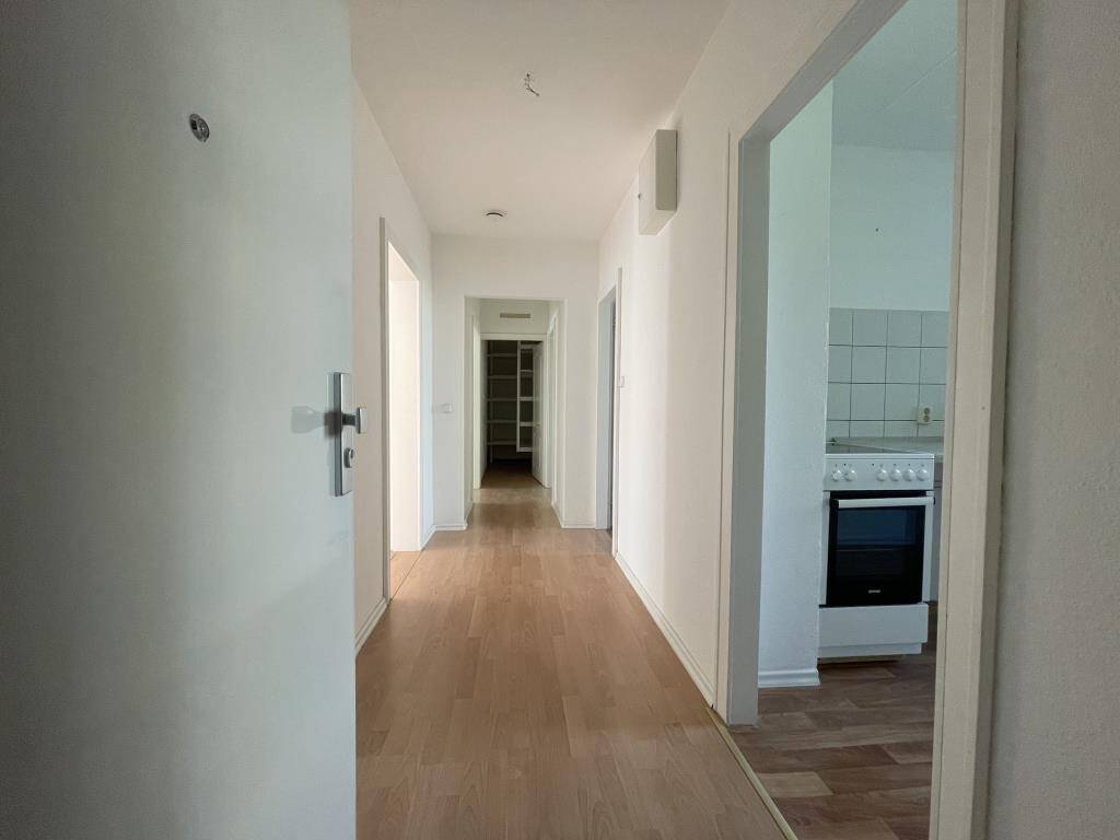 Sonnige freie Wohnung mit Balkon in Schilksee – Kiel – Vorschaubild 3
