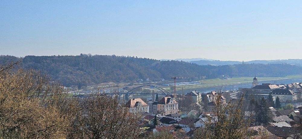 Atemberaubende L A G E in guter Nachbarschaft! Landhaus mit toller Fernsicht über die Stadt Vilshofen/Donau! – Vilshofen an der Donau – Vorschaubild 8