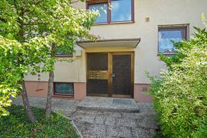 Sofort bezugsfrei! 1-Zimmer-Dachgeschoss-Wohnung in Erlangen-Alterlangen – 91056 Erlangen – Vorschaubild 2