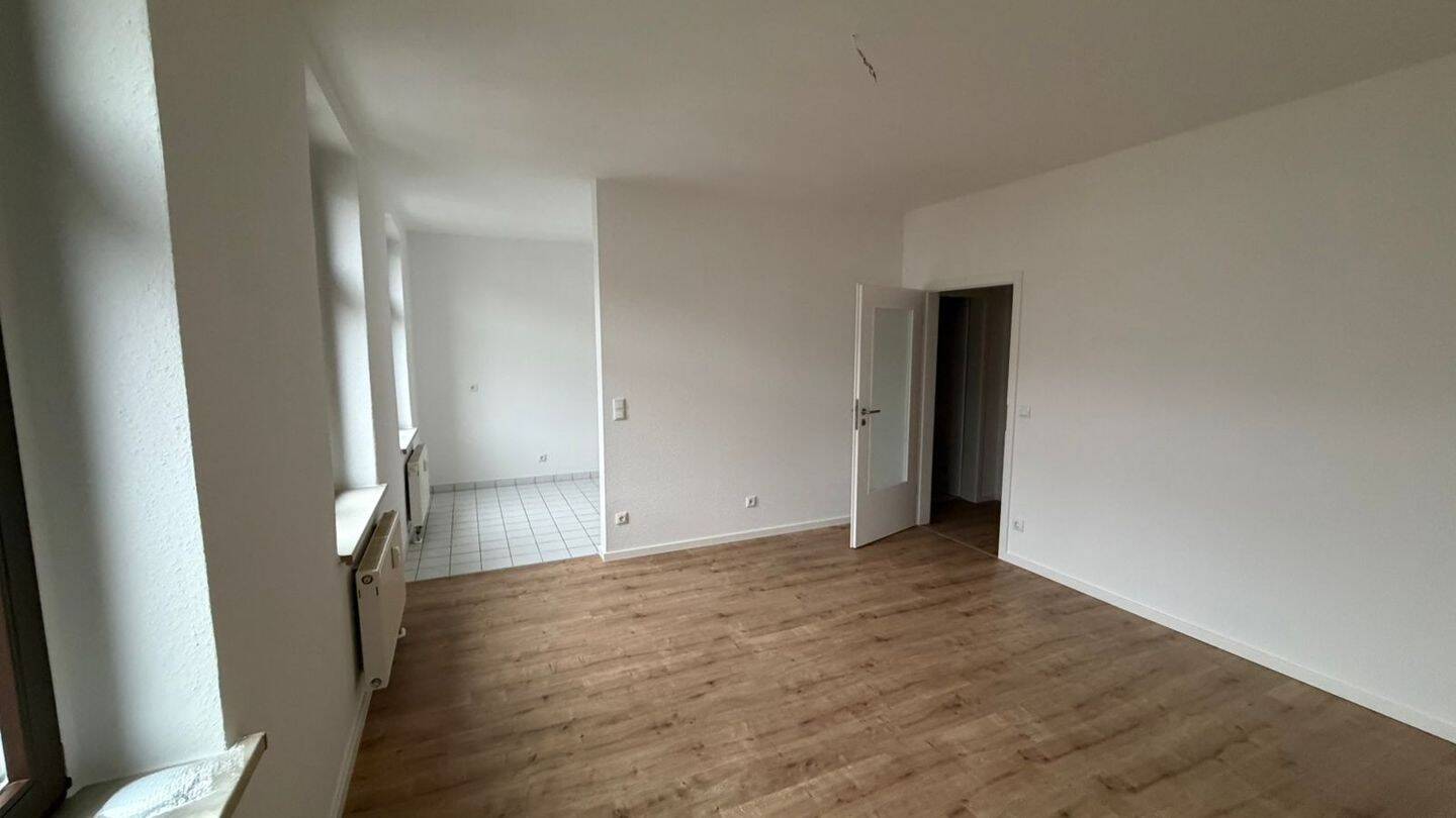 **komplettsanierte 2-Raum-Wohnung zu vermieten – Chemnitz – Vorschaubild 2