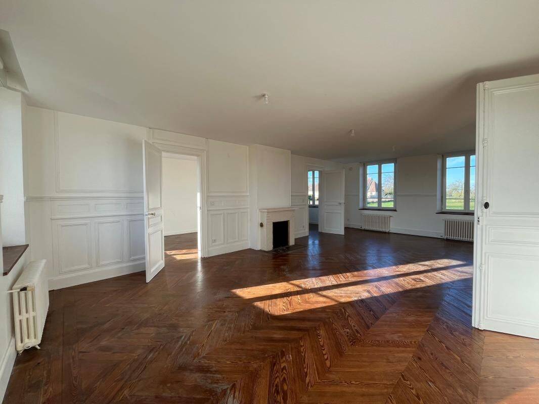 Maison 5 pièces 160 m² · à La Forêt-du-Parc · 159,8 m² · 1 160 €/mois
