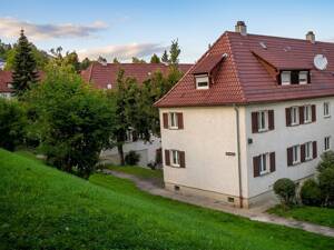 Wohnen am Hang - 3 Zimmer im EG! – 70188 Stuttgart – Vorschaubild 1