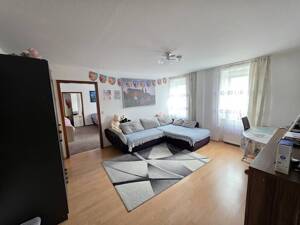 m3478 Individuelle und großzügige 3-Zimmer-Wohnung Nähe Wiesengrund – 90763 Fürth – Vorschaubild 2