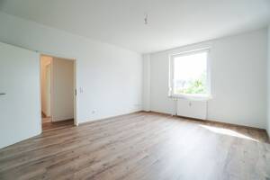 Saniert, modern & bezugsfrei: Attraktive 3,5-Zimmer-Wohnung in Dortmund-Holte – 44388 Dortmund – Vorschaubild 2