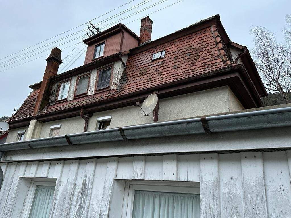 ***Günstiges Mehrfamilienhaus in Calmbach!*** – Bad Wildbad – Vorschaubild 5
