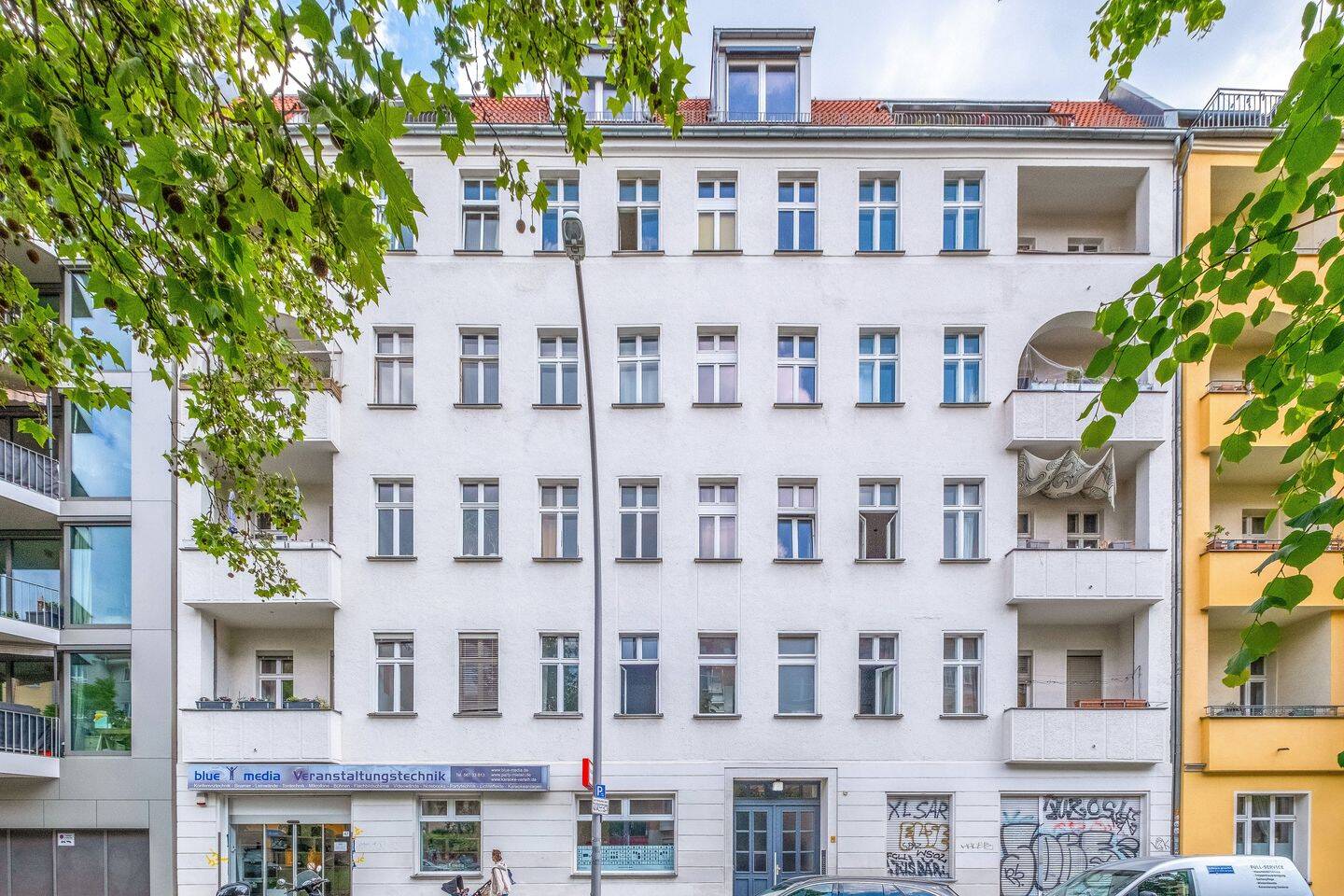 Charmante 2-Zimmer-Wohnung mit Stuck in Prenzlauer Berg – Berlin – Vorschaubild 9