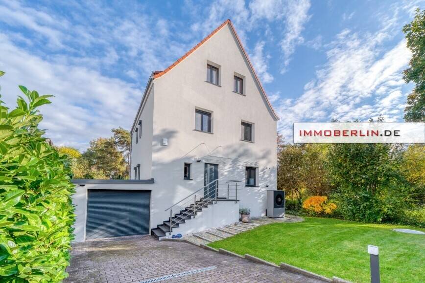 IMMOBERLIN.DE - Modernität & Charakter für Generationen! Sehr attraktives Haus mit Sonnenterrassen