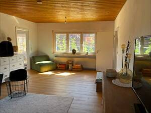 Wohnen unter der Burg Landeck: Modernisierte 107 m² DG-Wohnung mit Panorama-Dachterrasse – 76889 Klingenmünster – Vorschaubild 2