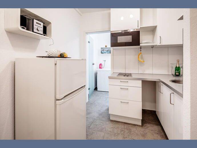Möbliert: Möblierte Wohnung in sehr guter Lage Schwabing – München – Vorschaubild 8
