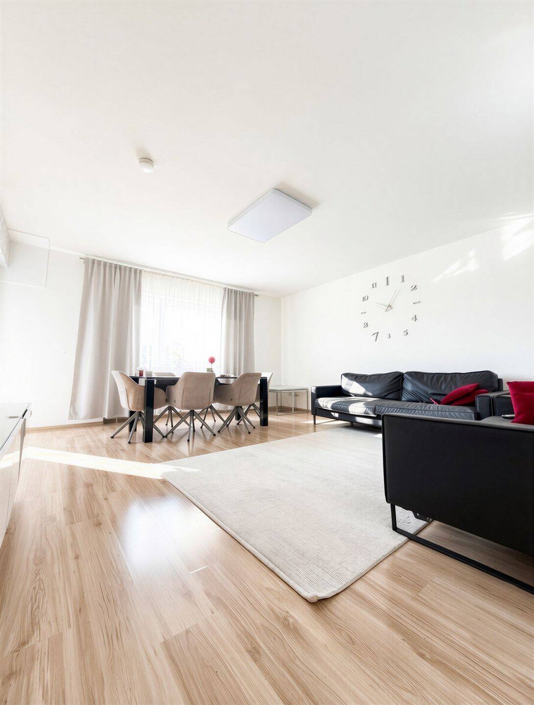 3-Zimmer-Wohnung mit Balkon und Stellplatz - solide Kapitalanlage in Wiesbaden – Wiesbaden – Vorschaubild 3