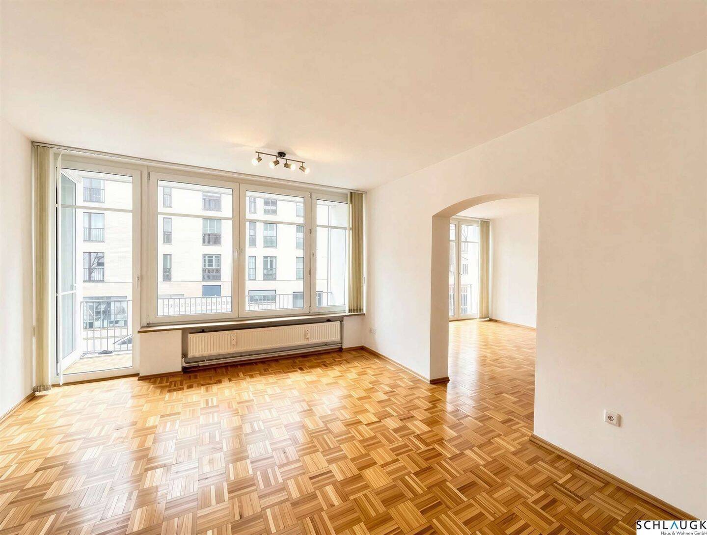 Schwabing x Maxvorstadt - 3 Zimmer & Süd-Balkone – München – Vorschaubild 2