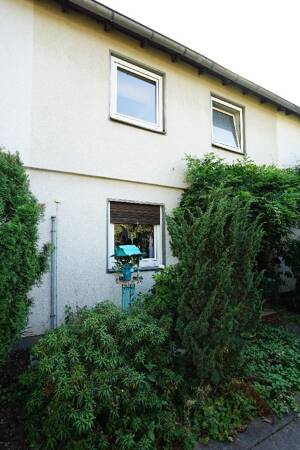 Vermietetes Reihenmittelhaus nahe Schloss Morsbroich in Leverkusen-Alkenrath! – 51377 Leverkusen – Vorschaubild 2