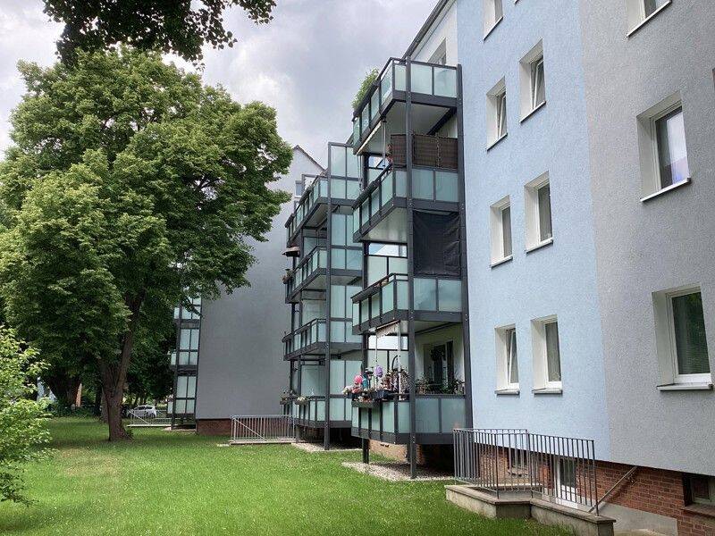Schöne 3 Zimmer Wohnung mit Balkon, sofort anmietbar! – Lübeck – Vorschaubild 2