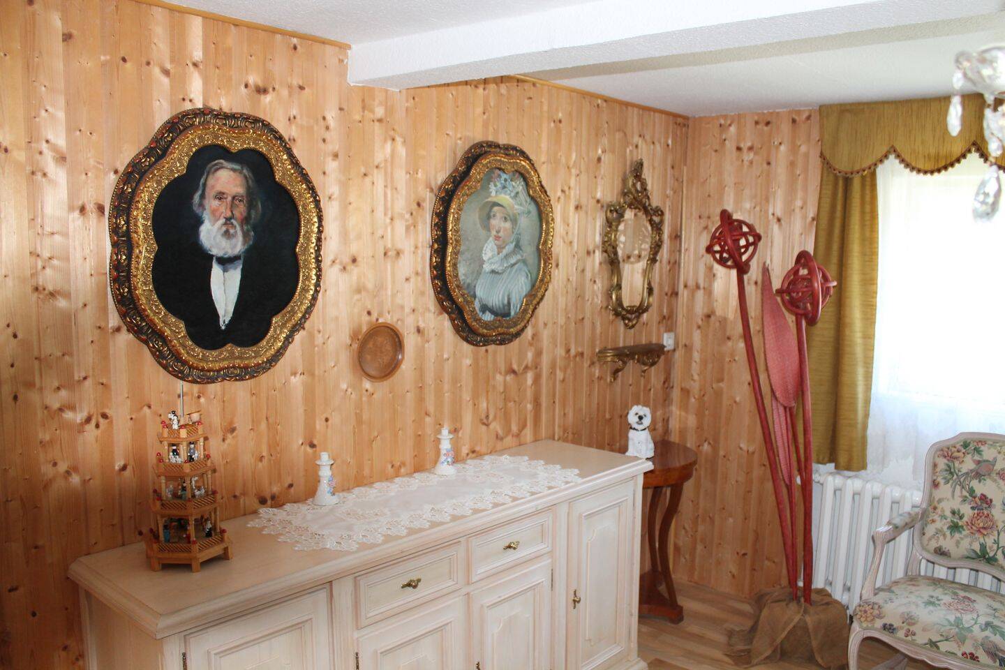Außergewöhnliches Mehrfamilienhaus mit viel Platz und Potenzial in traumhafter Höhenlage – Bad Schandau – Vorschaubild 2
