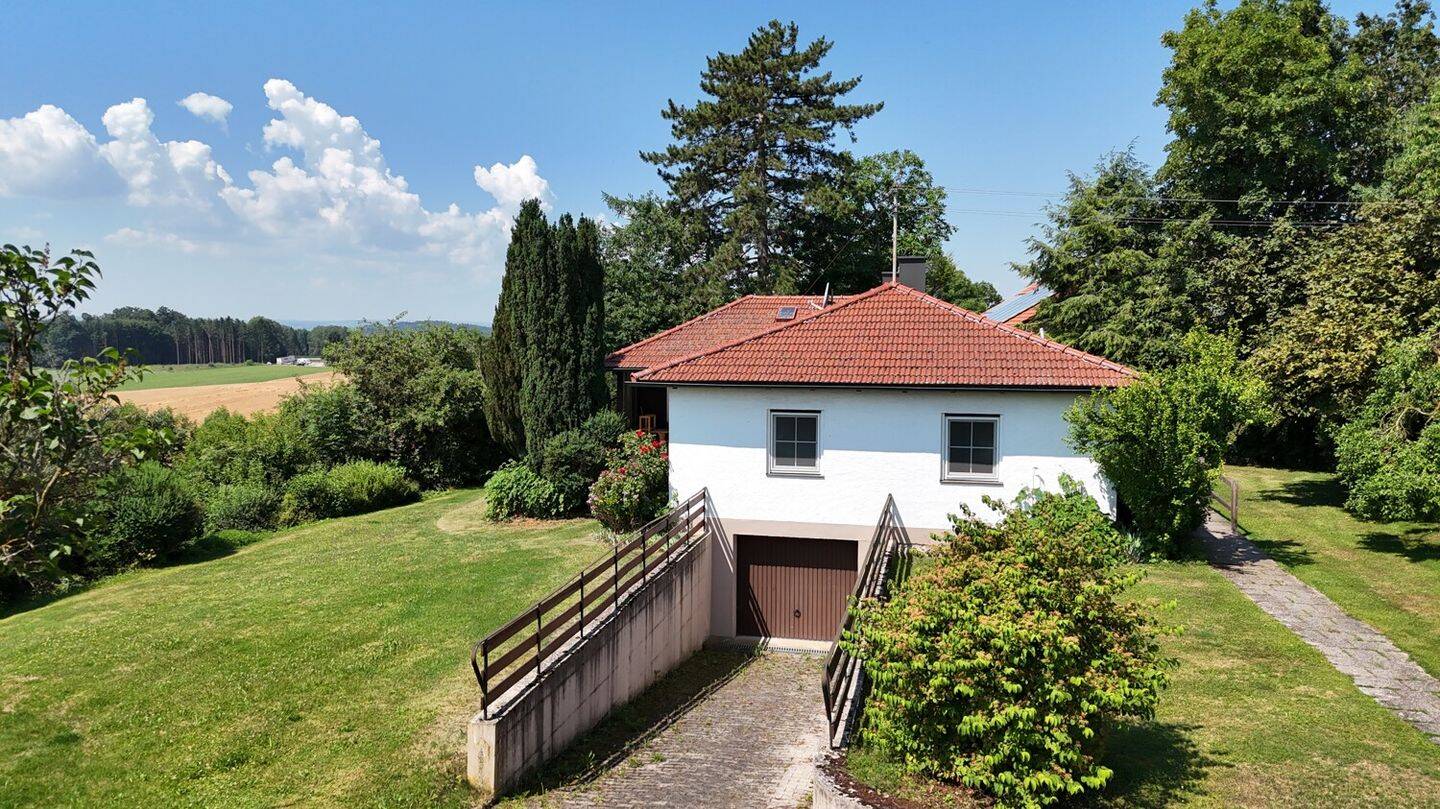 Bungalow zur Miete mit traumhaftem Garten und herrlicher Fernsicht – Lohkirchen – Vorschaubild 4