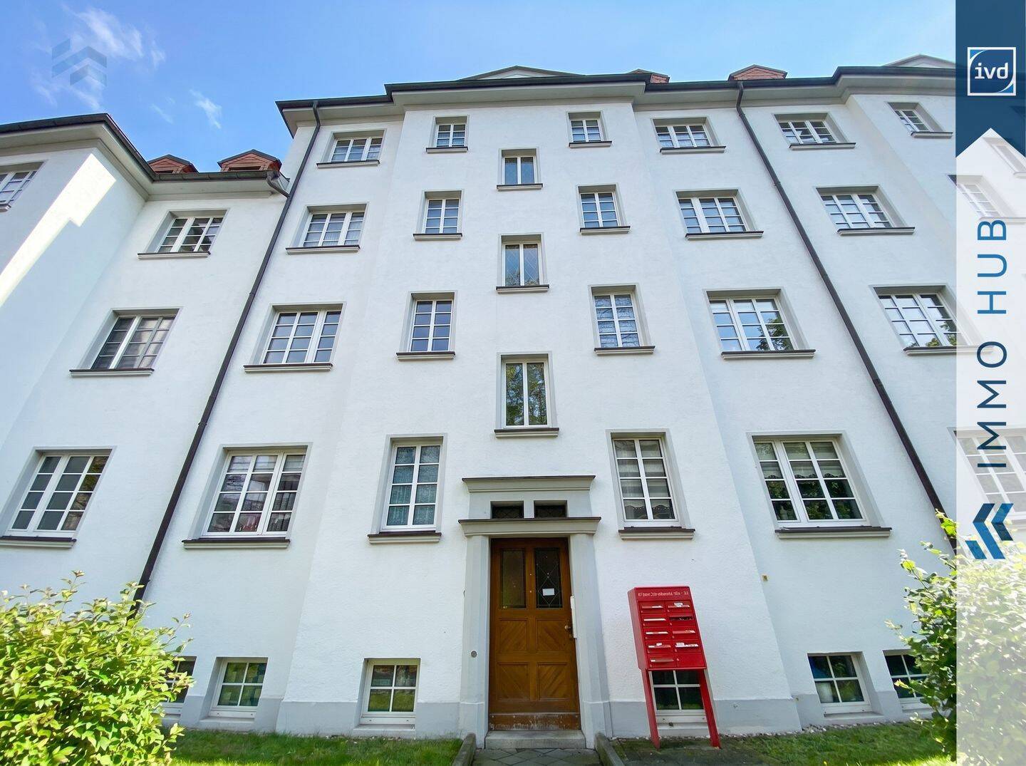 ++ 1.980 EUR / qm - Denkmalgeschützte 2-Raum-Wohnung mit Echtholzparkett und Wintergarten ++
