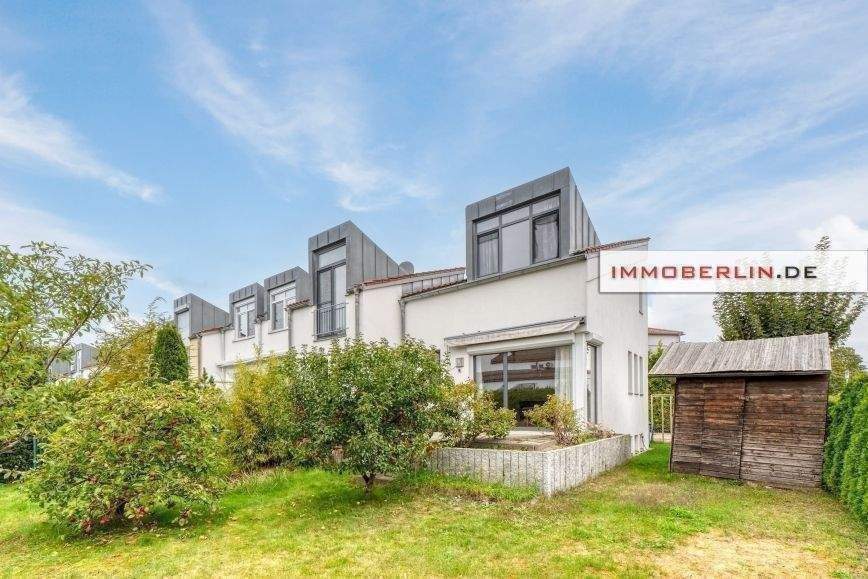 IMMOBERLIN.DE - Extravagantes Reihenendhaus mit Südgarten im Berliner Speckgürtel – Wandlitz – Bild 1 von 9