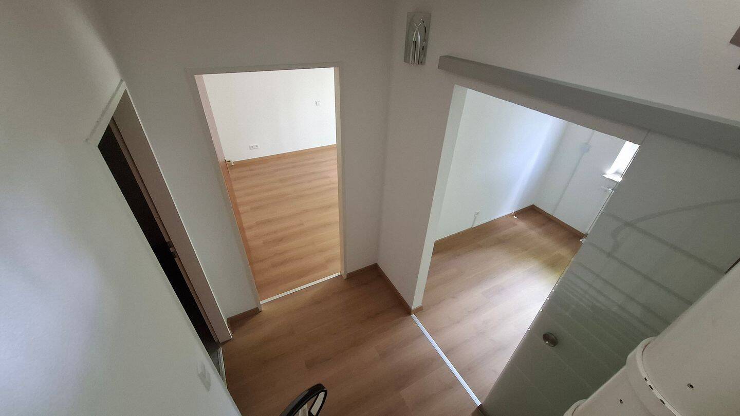 2,5-Zimmer-Maisonettewohnung mit TG-Stellplatz in zentraler Lage von Überlingen – Überlingen – Vorschaubild 9