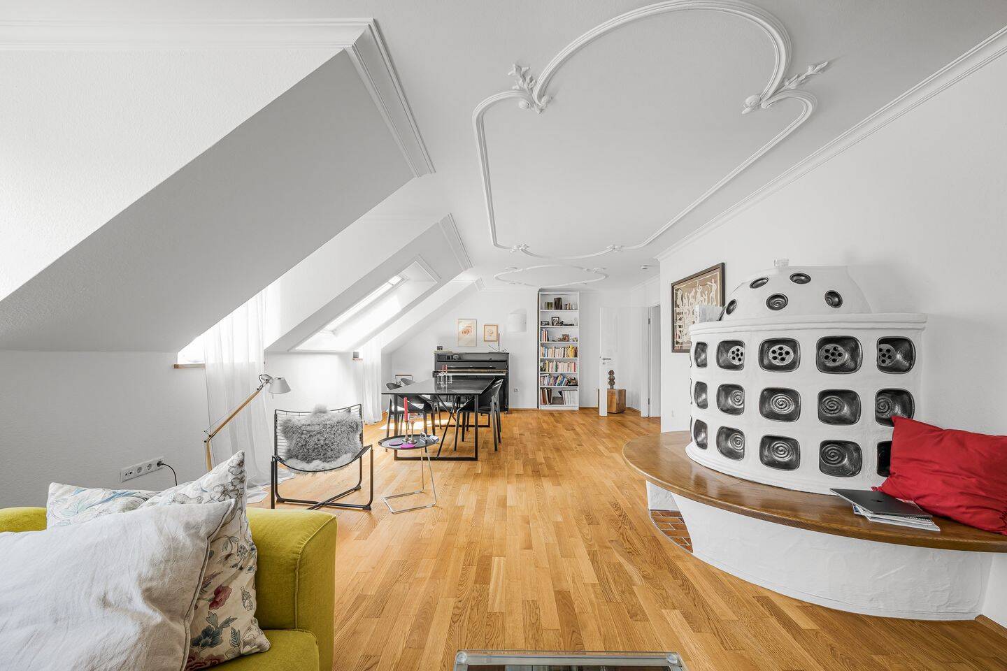 Mit Liebe zum Detail - stilvoll sanierte 2,5-Zimmer-Wohnung mit Charakter – München – Vorschaubild 4