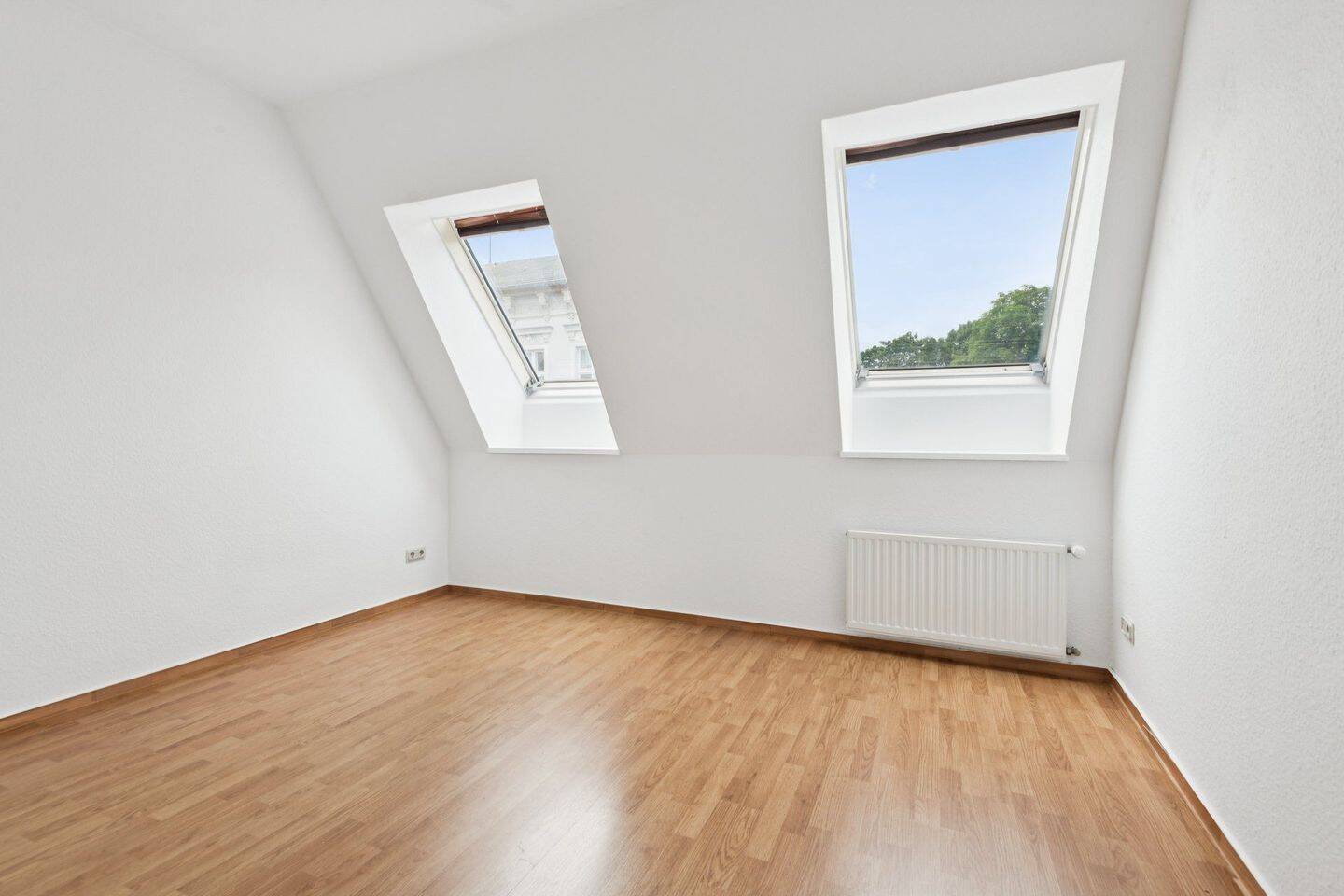 Attraktive, frisch renovierte 2-Zimmer-Wohnung mit moderner Einbauküche – Berlin – Vorschaubild 5