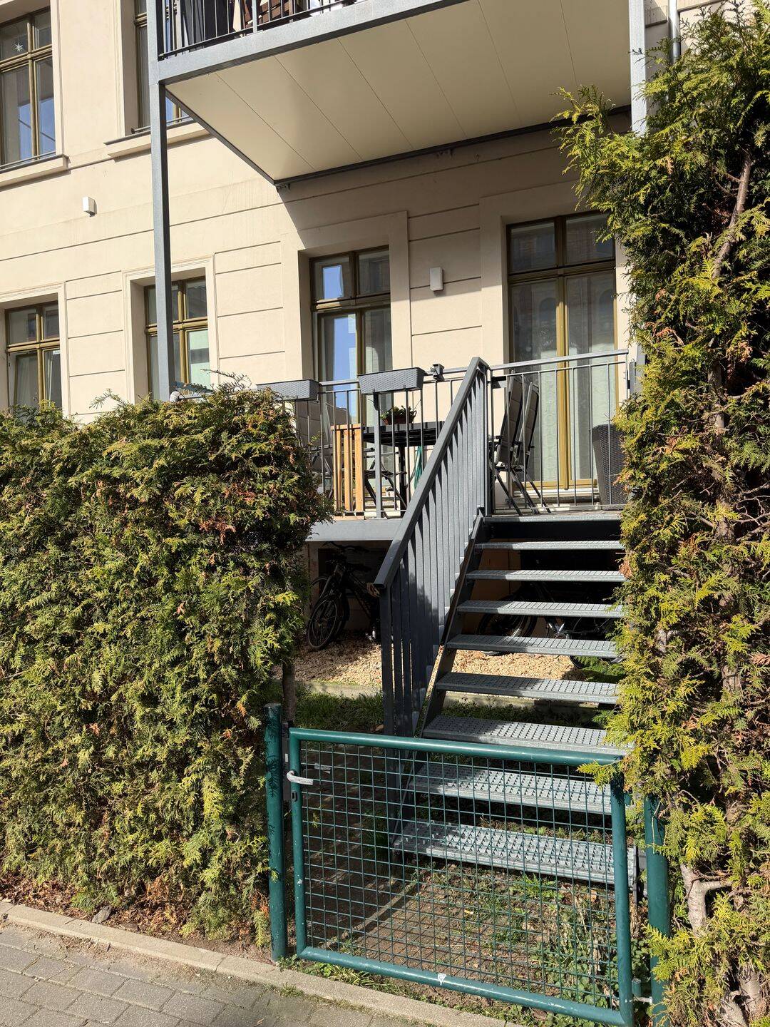 Direkt am Elstermühlgraben - Tolle 4 Zi.-Whg. mit 2 Balkonen, kleiner Gartenanteil - vermietet! – Leipzig – Vorschaubild 4
