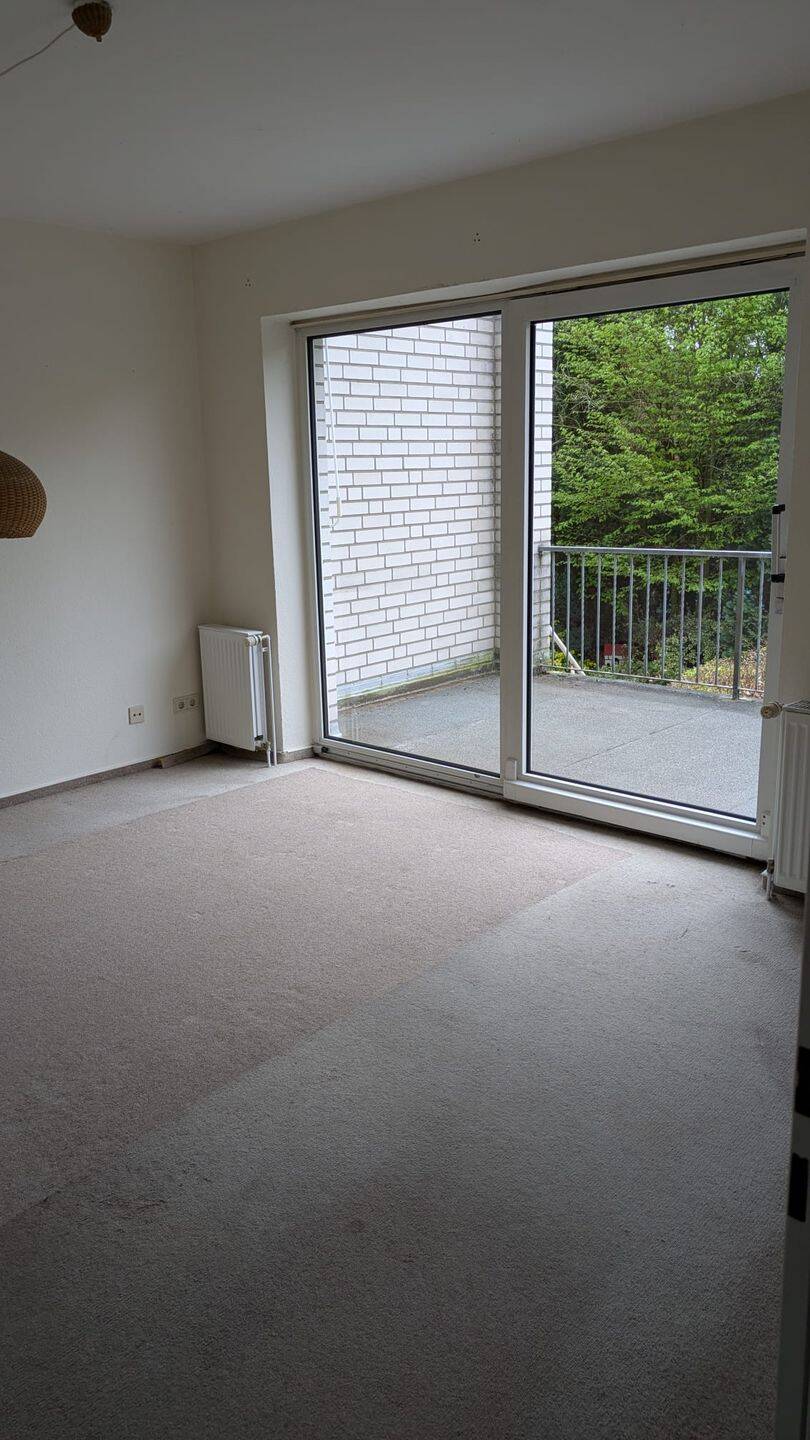 Vollunterkellertes Reihenhaus mit Garage – Bremen – Vorschaubild 5