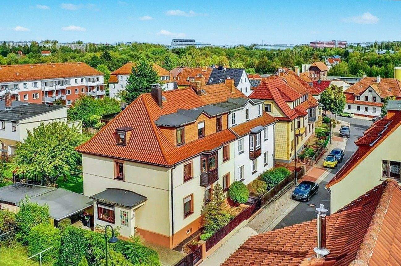 Familienfreundliches Idyll: Saniertes Haus mit Garage und Garten in Bestlage – Ilmenau – Vorschaubild 2
