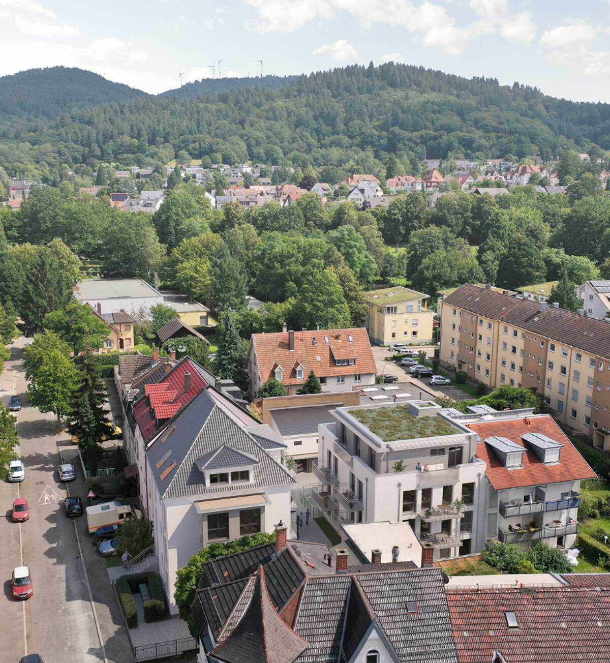 Ihr neues Zuhause in Freiburg - 2-Zimmer-Wohnung mit zwei Balkonen – 79108 Freiburg im Breisgau – Bild 1 von 9