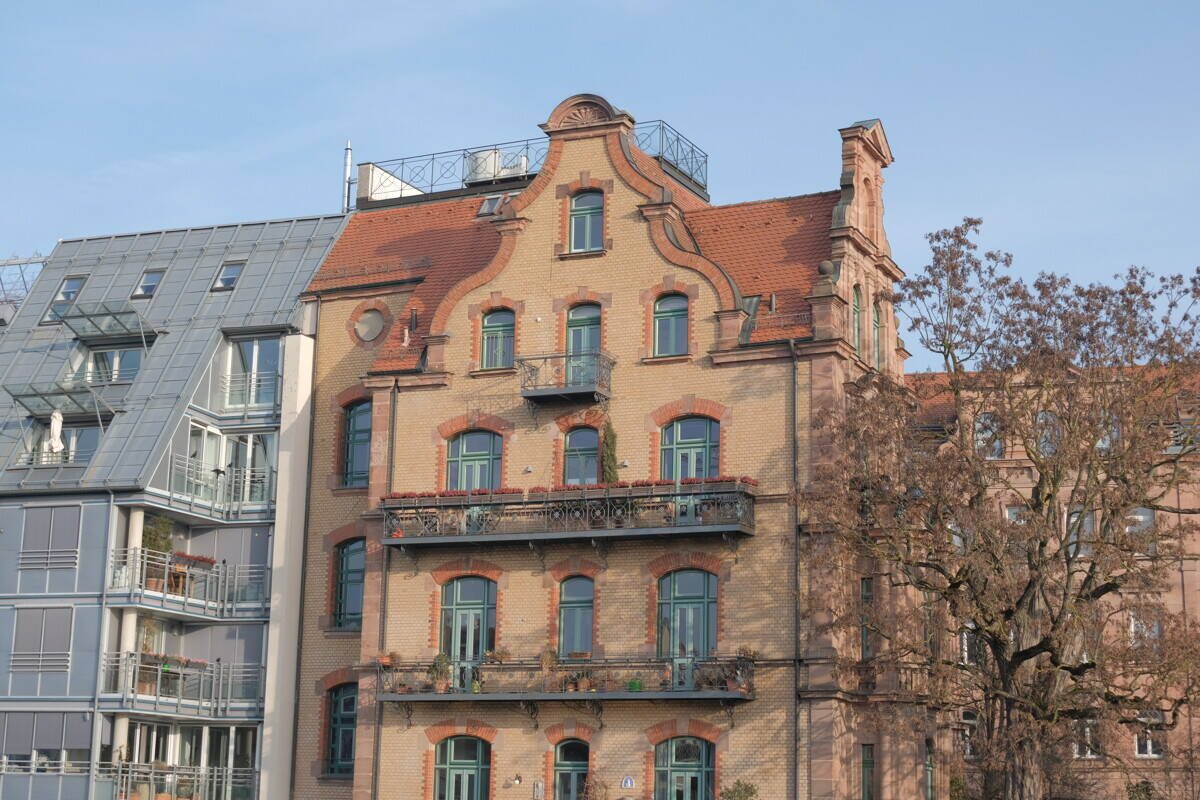 Für Individualisten: Galeriewohnung mit Balkon, Patio + 360°-Dachterrasse direkt an der Pegnitz – Nürnberg – Vorschaubild 6