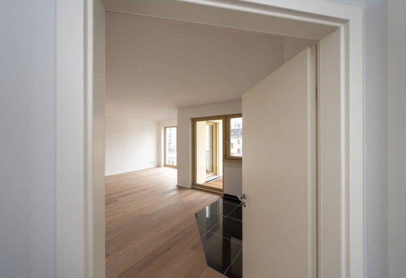 Erstbezug : Exklusive 3-Zimmer-Wohnung im Neubau mit Garten, Fußbodenheizung und Parkett ! – Chemnitz – Vorschaubild 8
