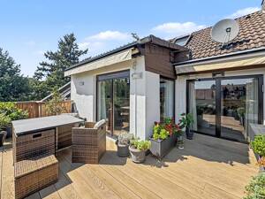 Heidelberg-Rohrbach: Schicke 4-Zimmer-Dachgeschosswohnung mit unverbaubarem Blick auf den Boxberg