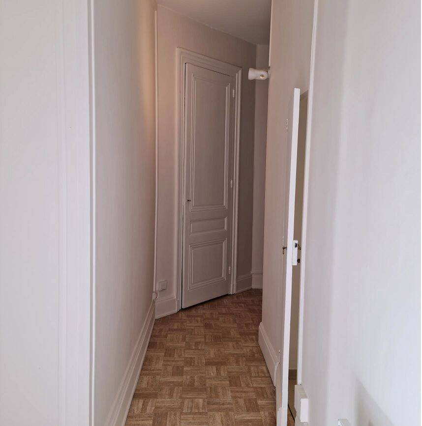 Appartement 2 pièces 55 m² · à Lyon 7ème Arrondissement · 54,9 m² · 958 €/mois