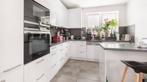 Viel Platz für die ganze Familie - modernes Einfamilienhaus in zentraler Lage Hamburg-Lokstedt! – 22453 Hamburg – Vorschaubild 8