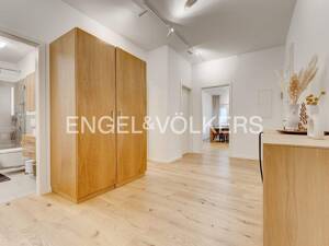 Exklusive Altbau-Etage in bester Innenstadtlage von Freiburg – 79098 Freiburg im Breisgau – Vorschaubild 7