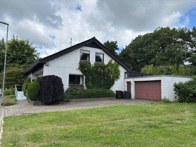Freistehendes Einfamilienhaus mit Einliegerwohnung – Kempen – Vorschaubild 2