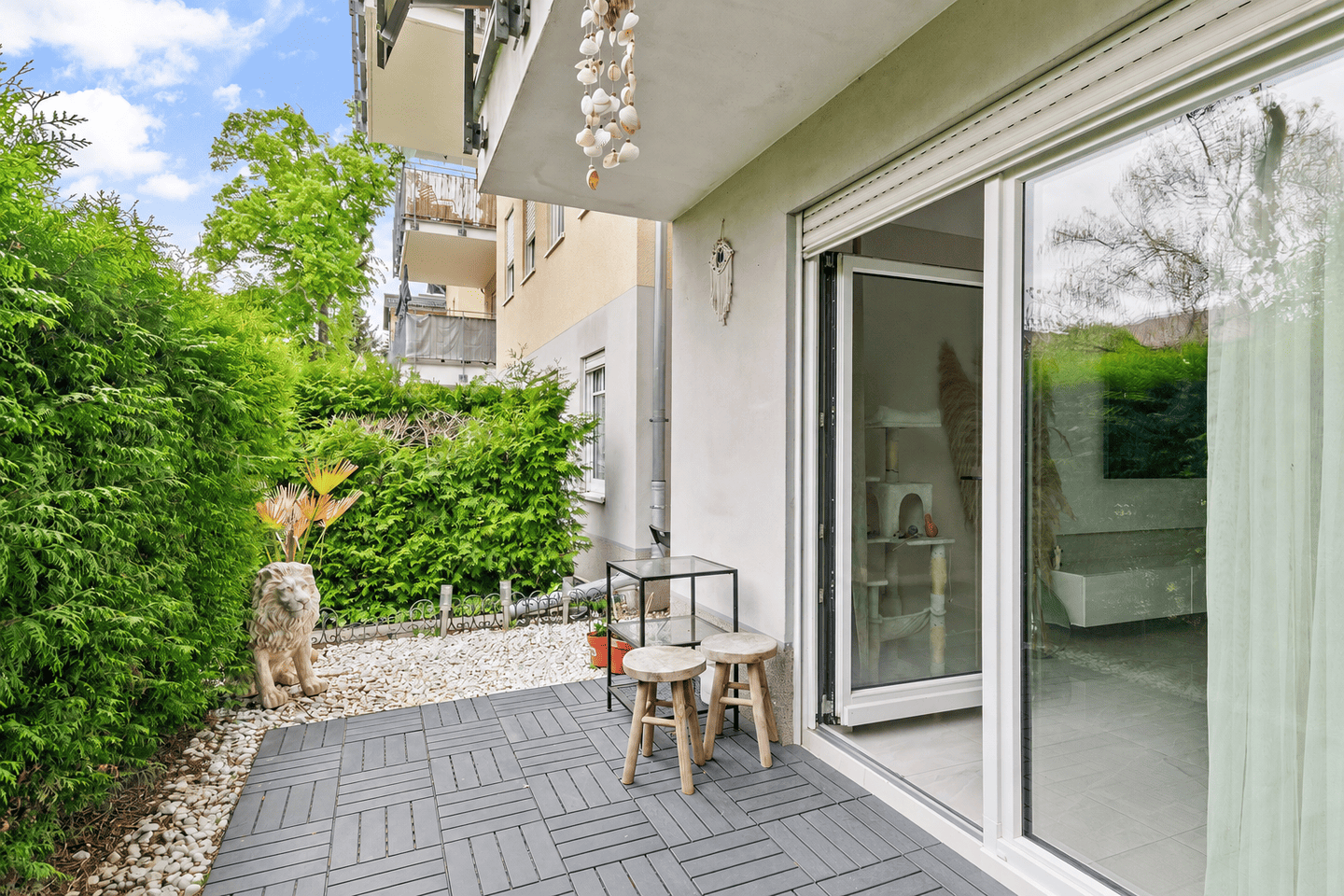 Hochwertig kernsanierte 3-Zimmer-Eigentumswohnung mit offener Wohn/-Essküche, Terrasse & Stellplatz – Berlin – Vorschaubild 6