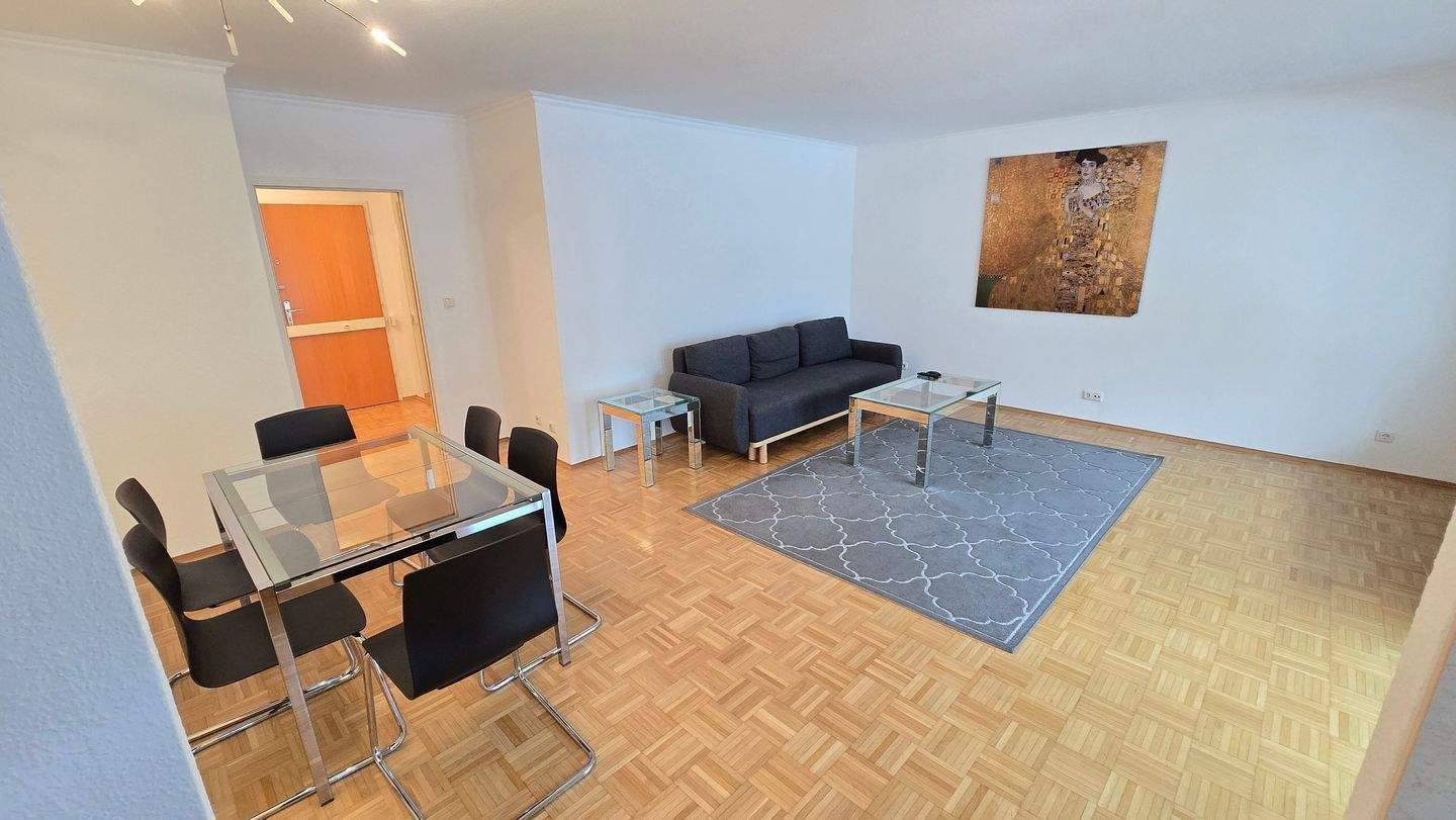 Möblierte 2-Zimmer-Wohnung mit Terrasse nahe der Alster – Hamburg – Vorschaubild 2
