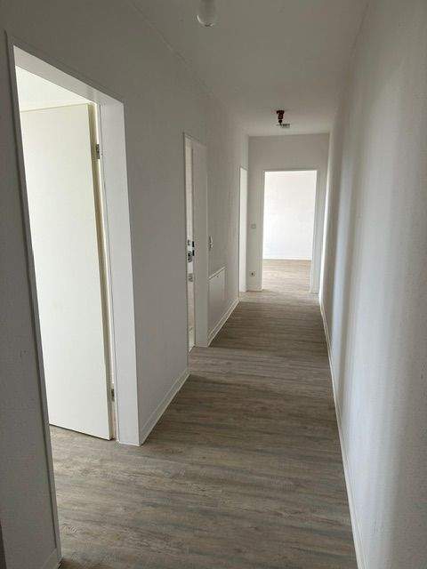 2-Raum Wohnung mit Balkon in Texas. – Magdeburg – Vorschaubild 5