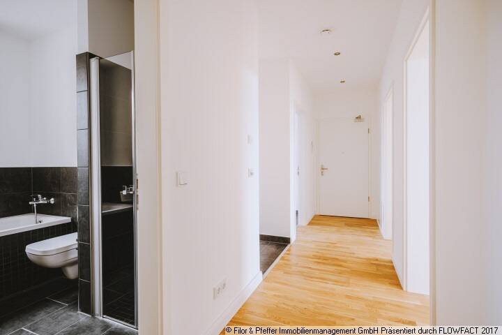 Moderne 3-Raum-Wohnung mit attraktiver Ausstattung - 2 Balkone, Fußbodenheizung, Parkett! – Magdeburg – Vorschaubild 5