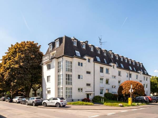 Terrassenwohnung in 50858 Köln mit 87 m² kaufen