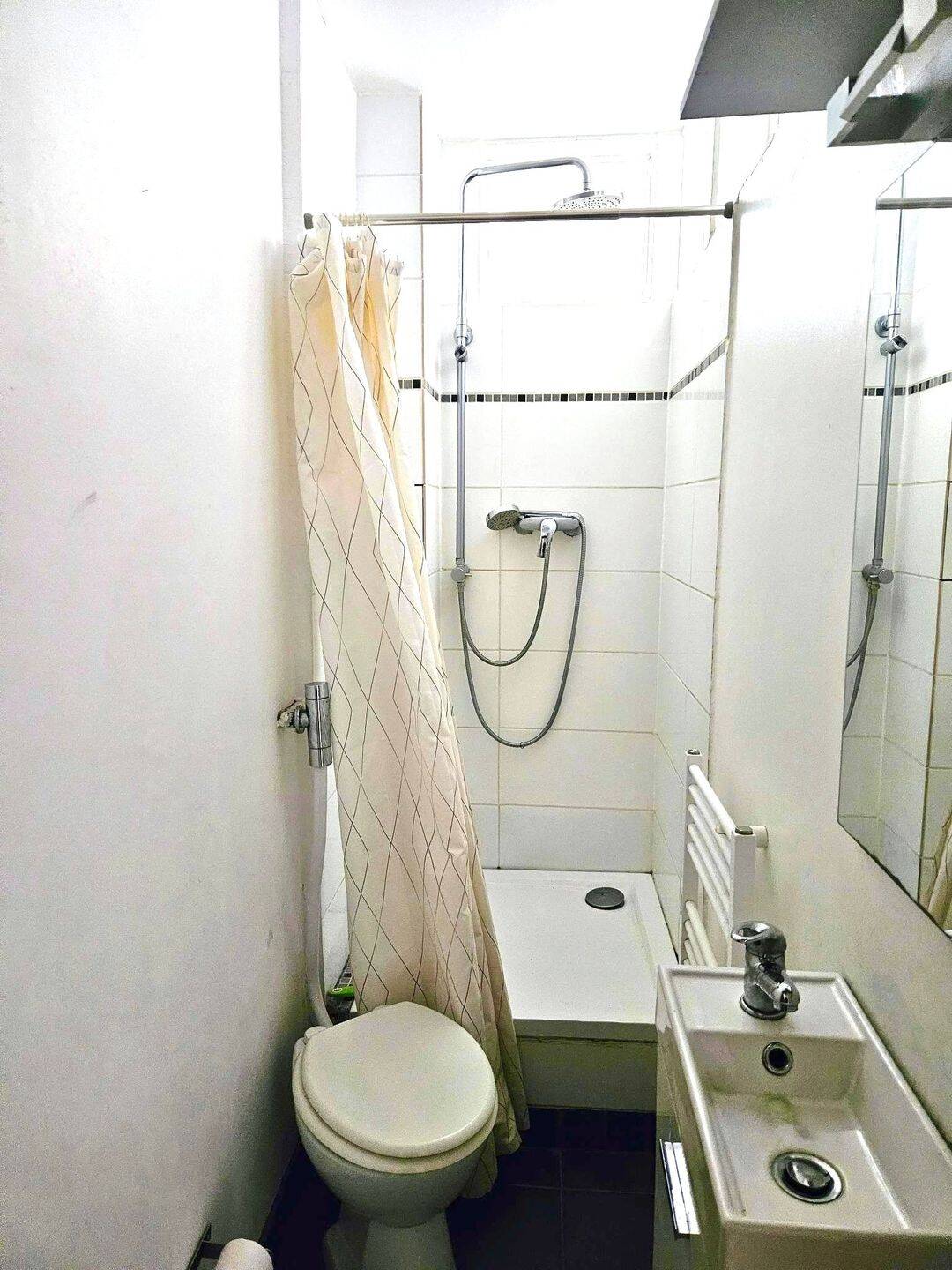 Stilvolle 1-Zimmer-Altbauwohnung im begehrten Schillerkiez nahe Tempelhofer Feld – Berlin – Vorschaubild 8