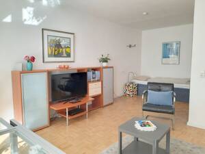 Möbliertes Cityapartment, Nähe Brüsseler Str. mit Aufzug , Haltestelle Friesenplatz gut zu erreichen – 50672 Köln – Vorschaubild 3