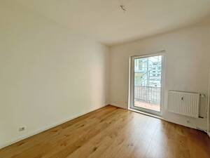 Charmante 3-Zimmer-Altbauwohnung in ruhiger Innenhoflage: zwischen Uhlenhorst und Winterhude - Wentzel Dr. – 22085 Hamburg – Vorschaubild 4