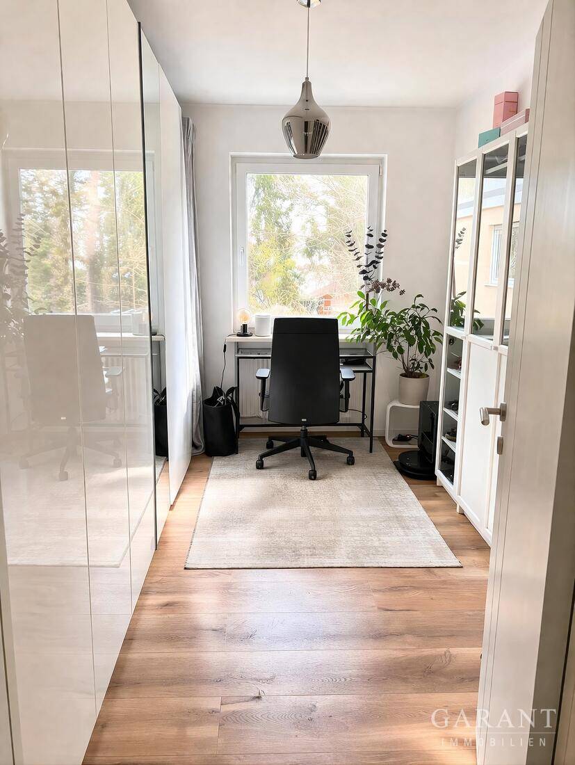 Neuwertige 3 Zimmer-Wohnung in Moosach mit Balkon, moderner Küche und Tiefgaragenstellplatz inkl. – München – Vorschaubild 7